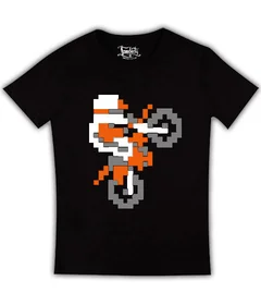 Прикольные футболки: пиксельный мотоциклист на черной